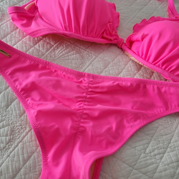 Pink victoria secret bikini set - Picture 5 of 7